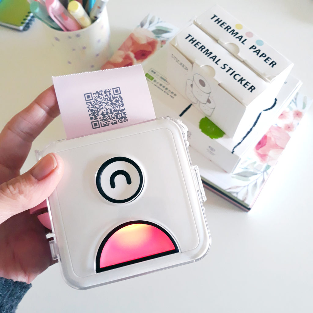 Blog - How To Make Stickers With Pocket Printer – PoooliPrint™