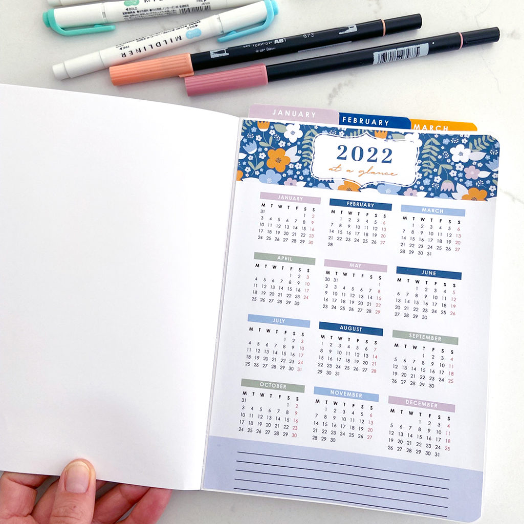 Printable calendar in notebook, ideal for setting up a focused purposeful bullet journal