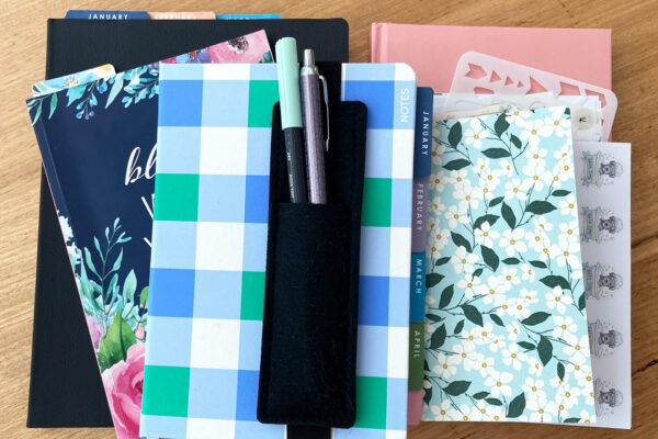 My collection of notebooks and planners that I use for my Blend Flow